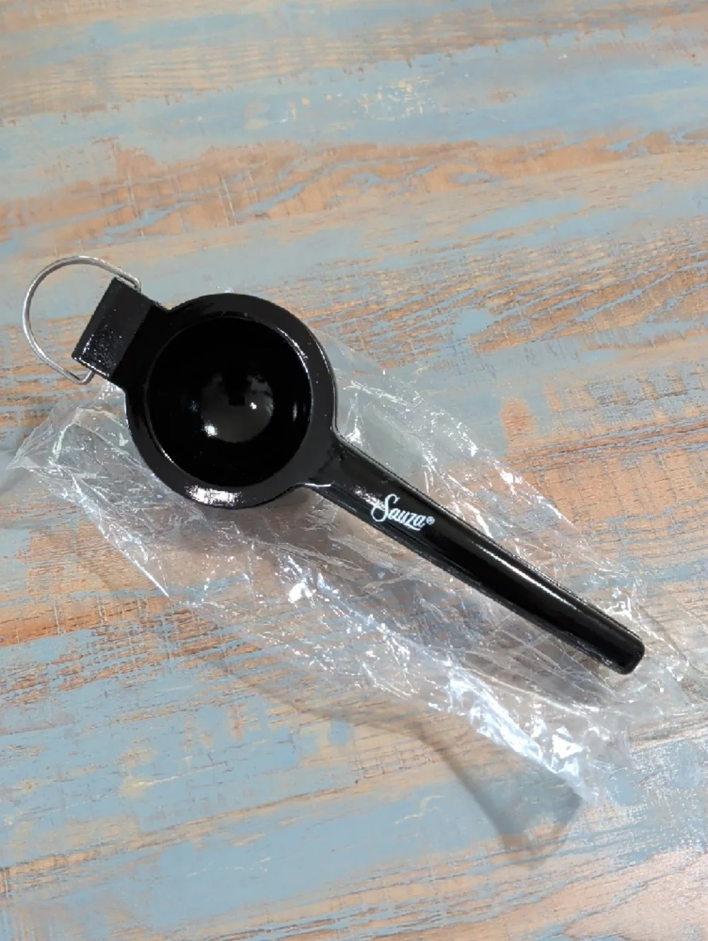 Sauza Handheld Citrus Juicer – NWT | Black Ceramic Manual Juicer Press